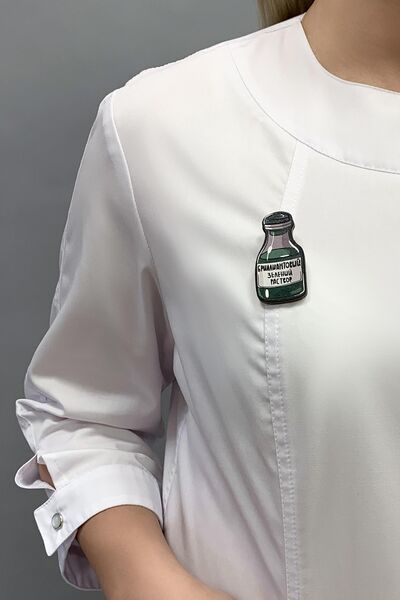 Брошь "Зеленка" (Дерево) Брошь "Зеленка" (Дерево)