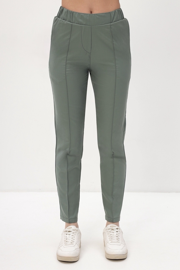 4-90-27-3 Костюм жен. (AURA, 3/4 рук, кн) (72, Нет, 72, 52 размер, 170-176)