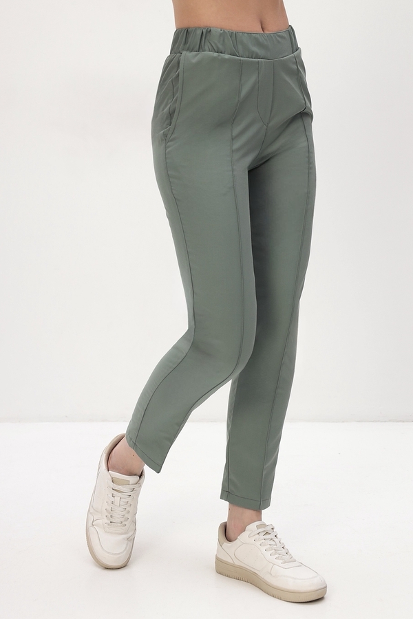 4-90-27-3 Костюм жен. (AURA, 3/4 рук, кн) (72, Нет, 72, 52 размер, 170-176)